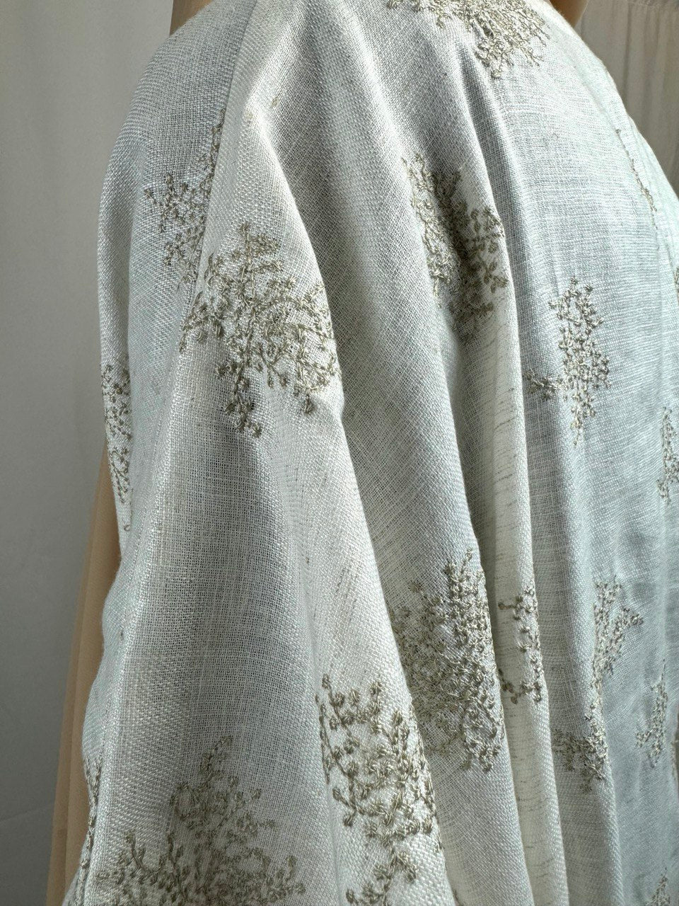 Luxury Handmade Linen Abaya with embroidery